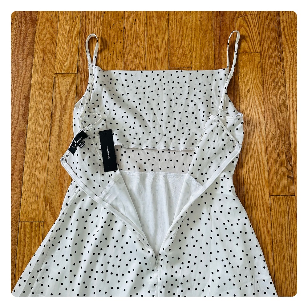 β
NWT Luluβs Spot in My Heart Polka Dot Satin Spring Wedding Guest Mini Dress β
- Picture 11 of 17